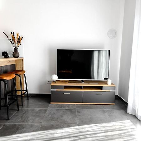 Spacious Apartment Nero With Free Parking Zadar Eksteriør bilde